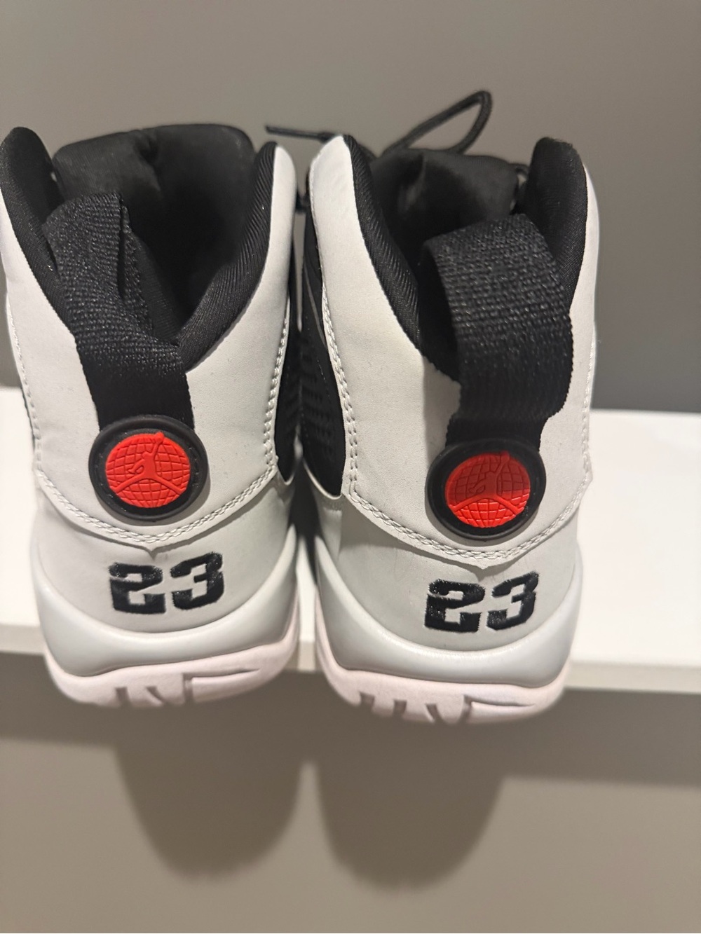 Nike Air Jordan 9 Retro Particle Grey Black University Red 2025 Size 10 - Picture 2 of 4